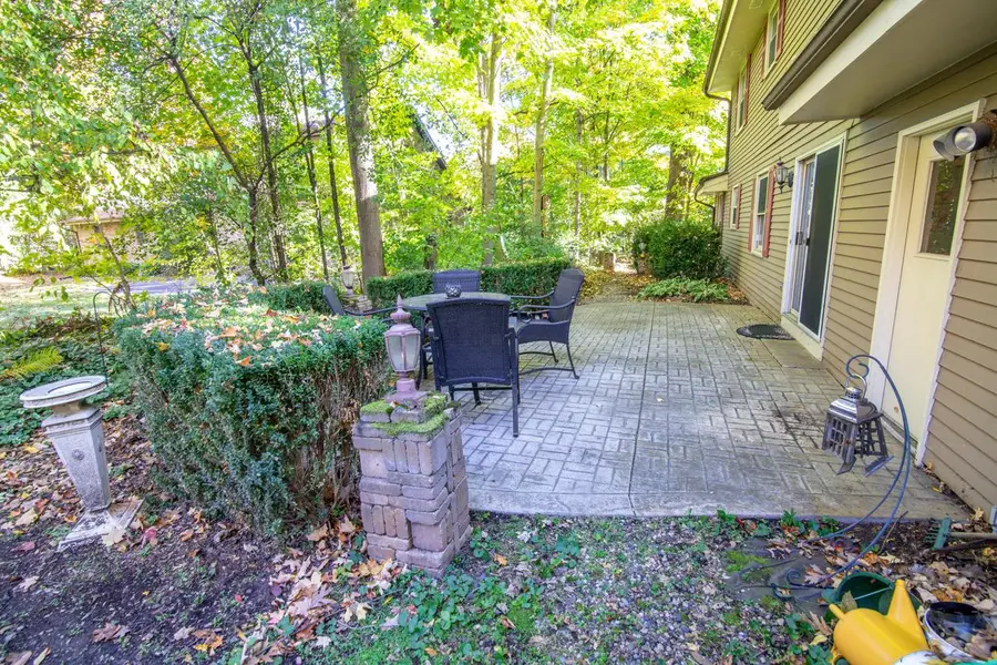 N27w22212 Shadywood COURT, Waukesha, WI 53186 - #2