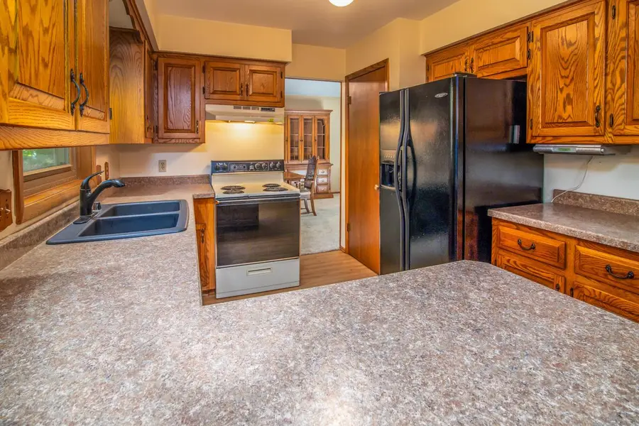 N27w22212 Shadywood COURT, Waukesha, WI 53186 - #3