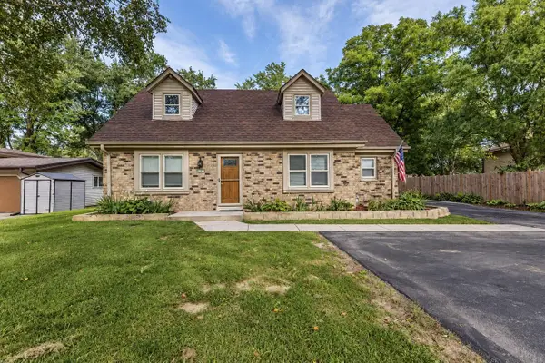 10166 S Nicholson ROAD, Oak Creek, WI 53154