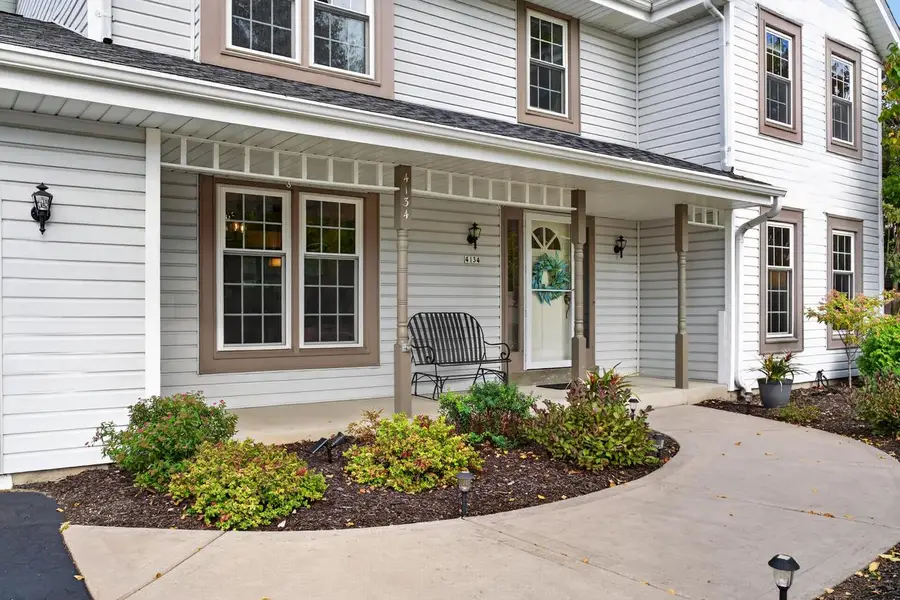 4134 S Victoria COURT, New Berlin, WI 53151 - #2