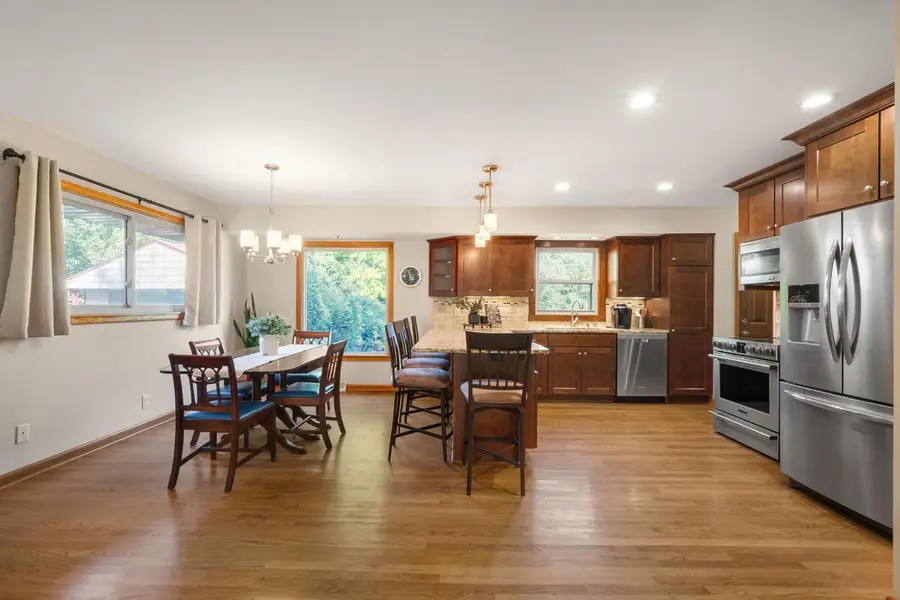 5444 N Dexter AVENUE, Glendale, WI 53209 - #3