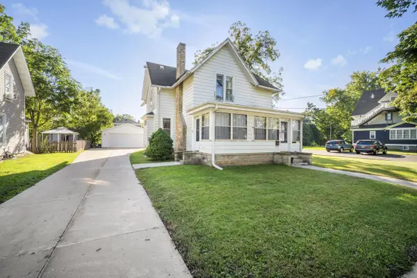 115 N West AVENUE, Waukesha, WI 53186