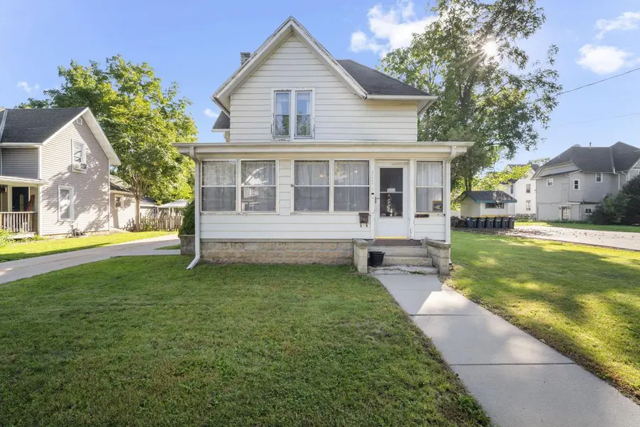 115 N West AVENUE, Waukesha, WI 53186 - #3