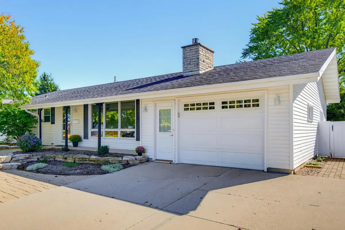 40 Wakawn AVENUE, Fond Du Lac, WI 54935 - #1