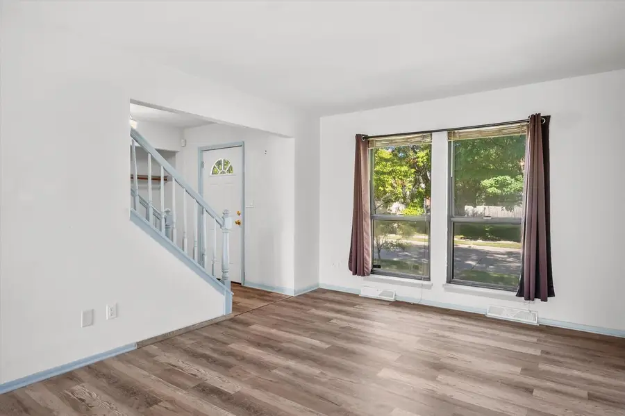 4229 W Meinecke AVENUE #4229, Milwaukee, WI 53210 - #3