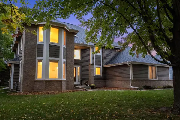 1264 Creekside LANE, Grafton, WI 53024