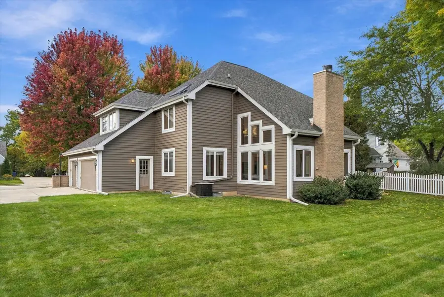 1264 Creekside LANE, Grafton, WI 53024 - #2
