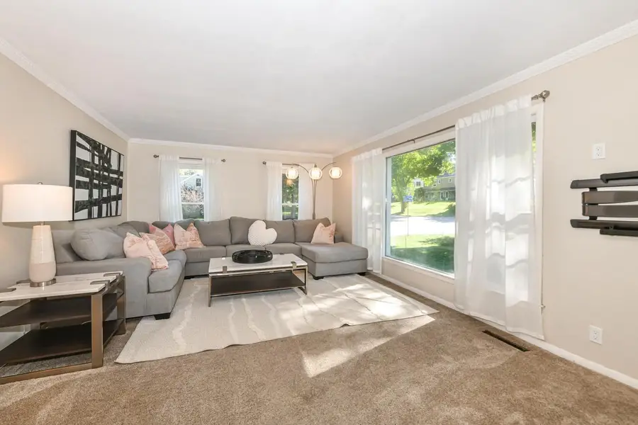 11310 W Wisconsin AVENUE, Wauwatosa, WI 53226 - #3