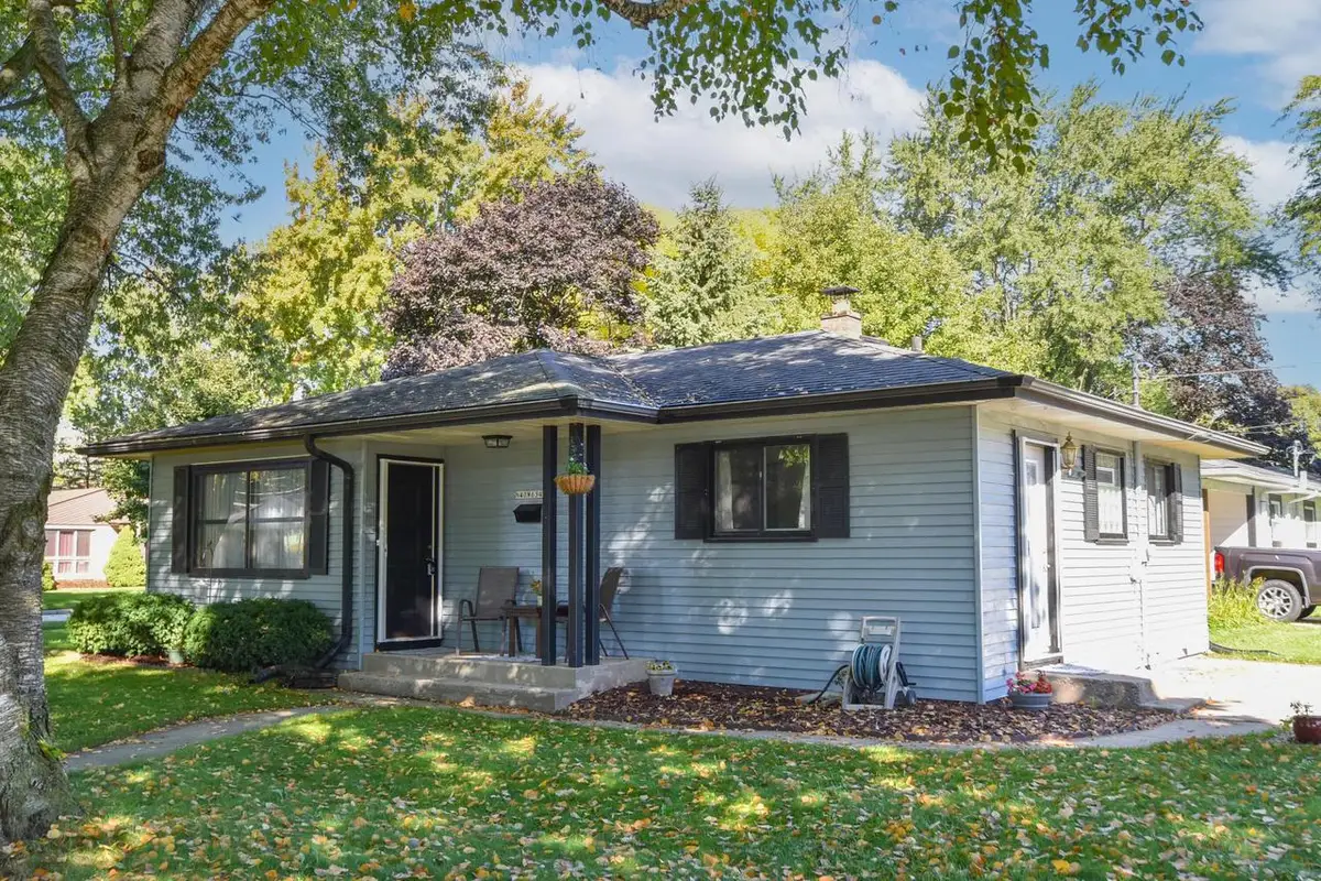 N40W6548 Jackson STREET, Cedarburg, WI 53012 - #1