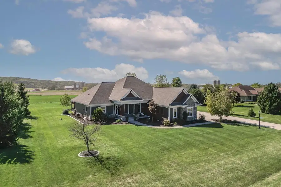 S84W33185 Brown Bear LANE, Mukwonago, WI 53149 - #3