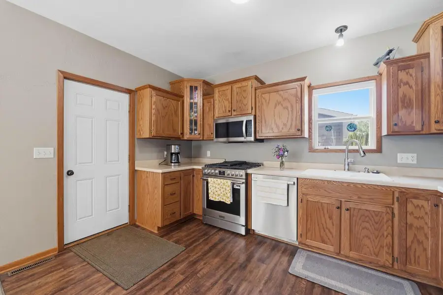 717 Madison AVENUE, Howards Grove, WI 53083 - #2