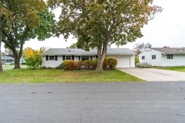 1241 Shorewood DRIVE, La Crosse, WI 54601