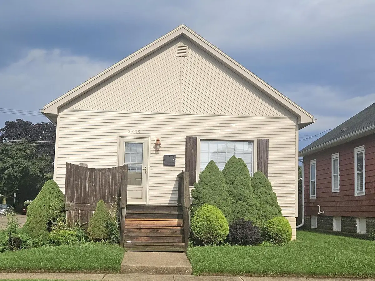 2225 Geneva STREET, Racine, WI 53402 - #1