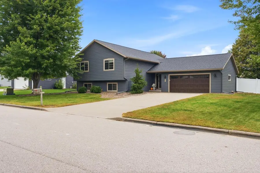 210 Peterson STREET, Holmen, WI 54636 - #2