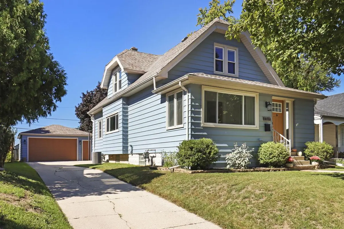 4365 S Quincy AVENUE, Milwaukee, WI 53207 - #1