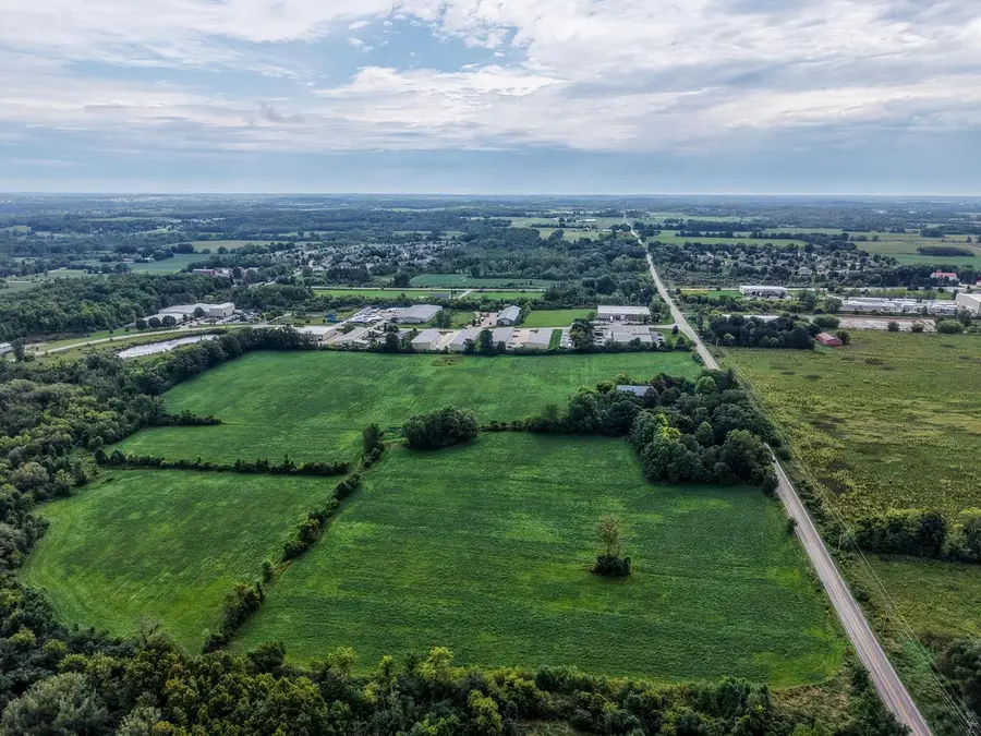 480 E RUSCO DRIVE, West Bend, WI 53095 - #3