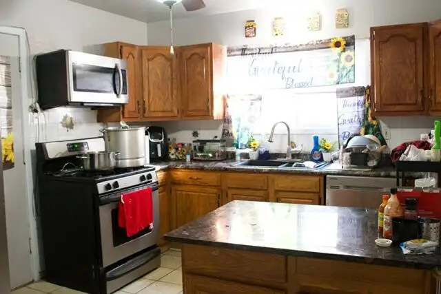 2206 S 5th PLACE, Milwaukee, WI 53207 - #2