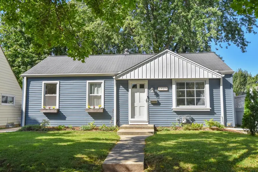 3429 N 95th STREET, Milwaukee, WI 53222 - #2
