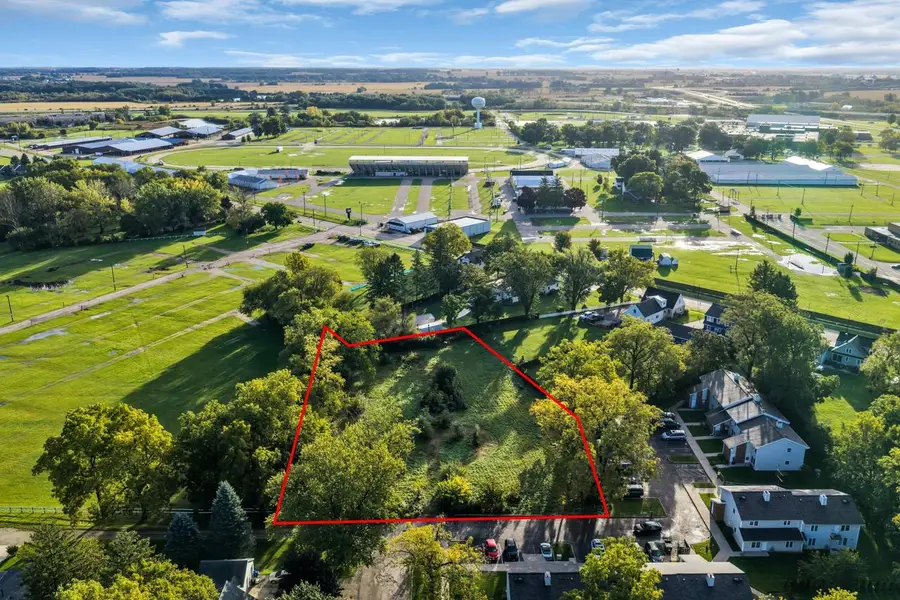 216 E JEFFERSON STREET, Elkhorn, WI 53121 - #3