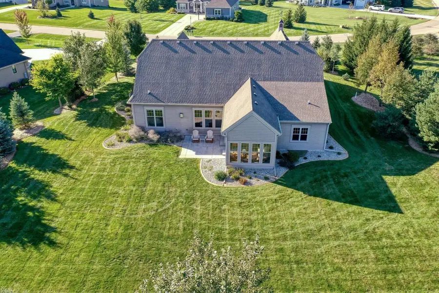 W298N3396 S Imperial DRIVE, Pewaukee, WI 53072 - #3