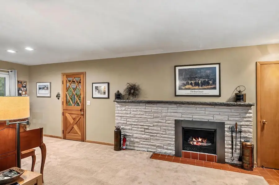 219 Heidel ROAD, Thiensville, WI 53092 - #3