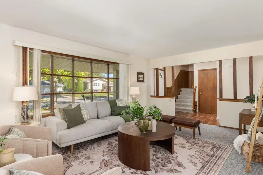 1135 Wisteria LANE, Waukesha, WI 53189 - #3