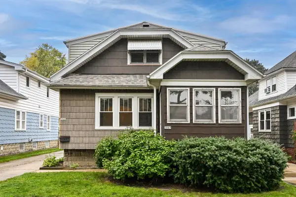 2047 S 86th STREET, West Allis, WI 53227