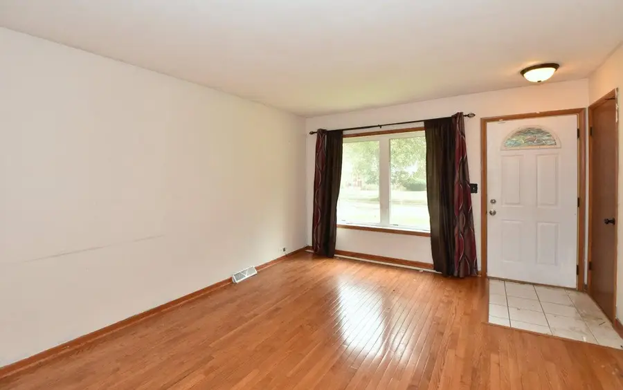 4935 N 88th STREET, Milwaukee, WI 53225 - #2