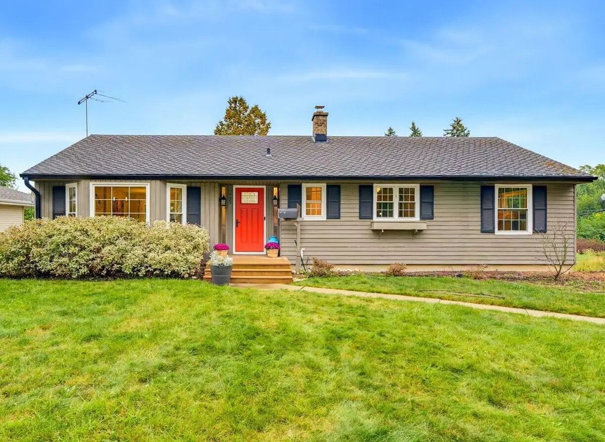 739 N Moreland BOULEVARD, Waukesha, WI 53188 - #1