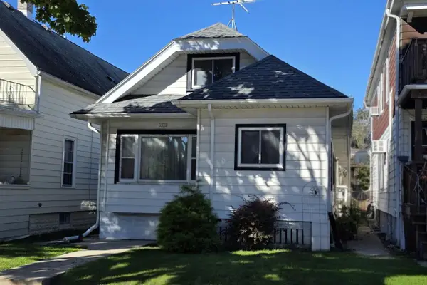 1533 S 72nd STREET, West Allis, WI 53214