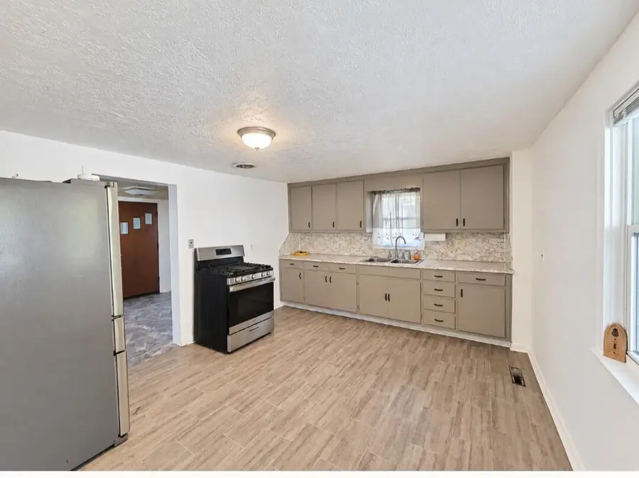 1437 Park AVENUE, Racine, WI 53403 - #3