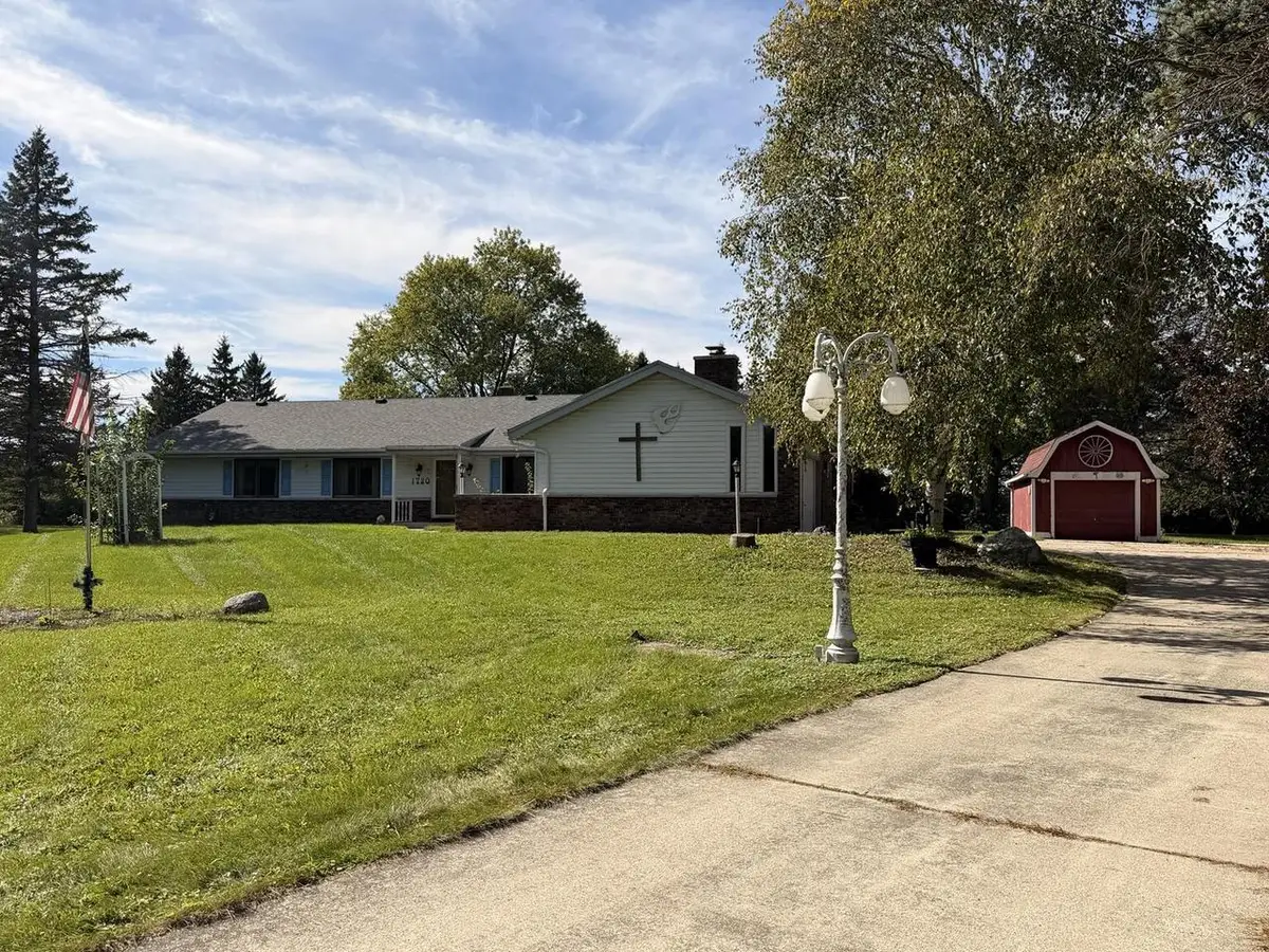 1780 Margaret COURT, Jackson, WI 53037 - #1