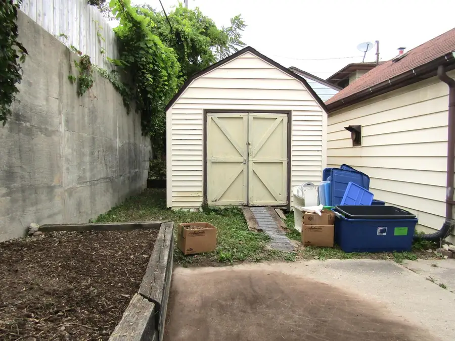 515 S 93rd STREET, Milwaukee, WI 53214 - #3