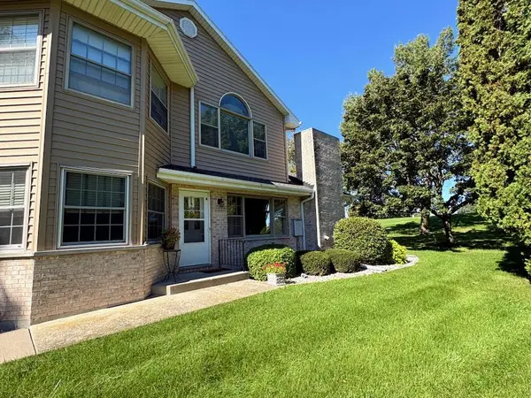 106 Eagle Pointe DRIVE #A, Delavan, WI 53115