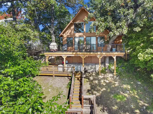 405 Waldeck DRIVE, Twin Lakes, WI 53181