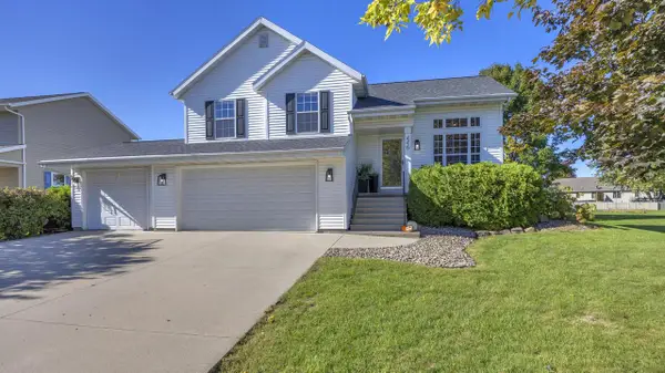 446 Rockrose DRIVE, Fond Du Lac, WI 54935