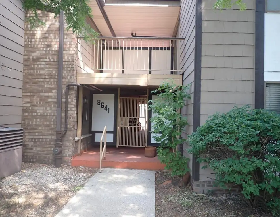8641 N Servite DRIVE #208, Milwaukee, WI 53223 - #1