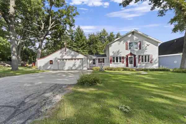 N9114 Cedar AVENUE, East Troy, WI 53120
