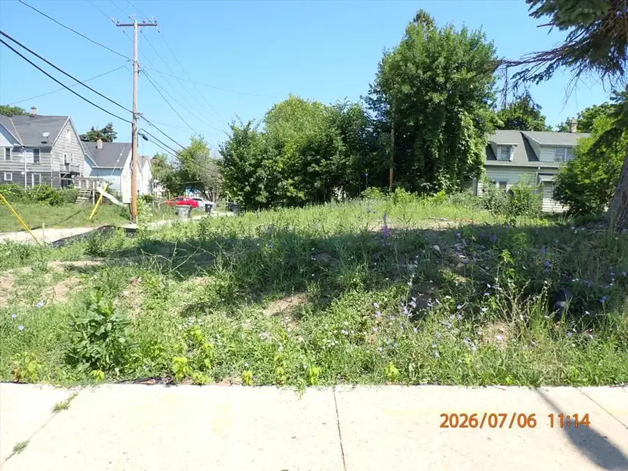 812 W BURLEIGH STREET, Milwaukee, WI 53206 - #2