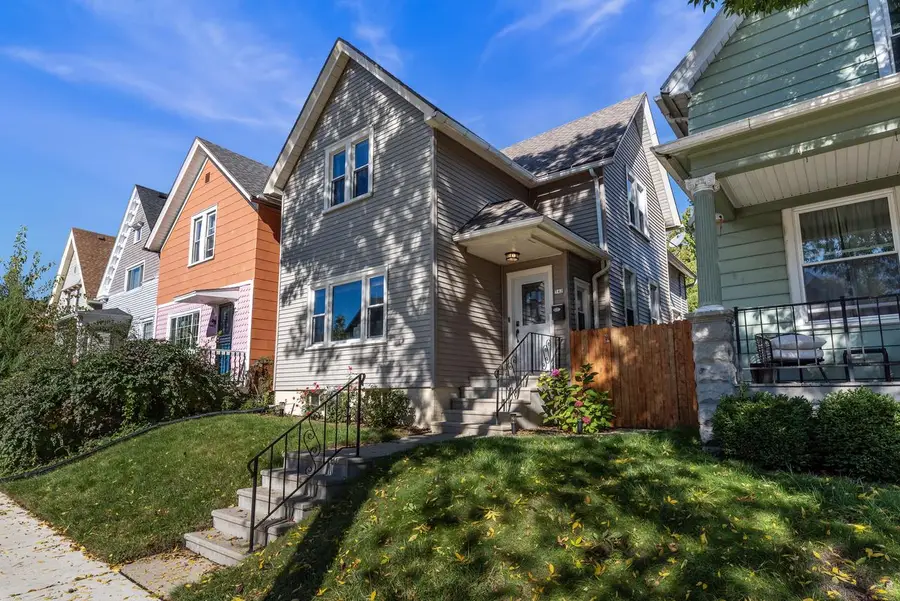 542 E Potter AVENUE, Milwaukee, WI 53207 - #2