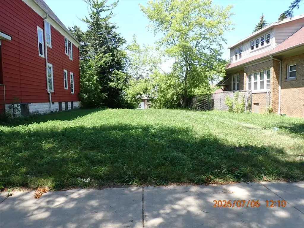 3243 N 26TH STREET, Milwaukee, WI 53206 - #1