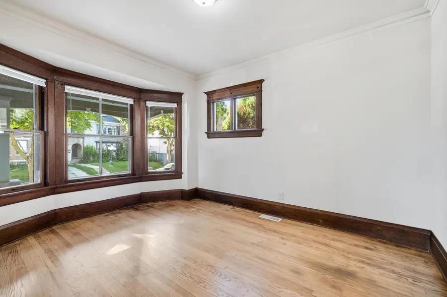 826 N 28th STREET, Milwaukee, WI 53208 - #2