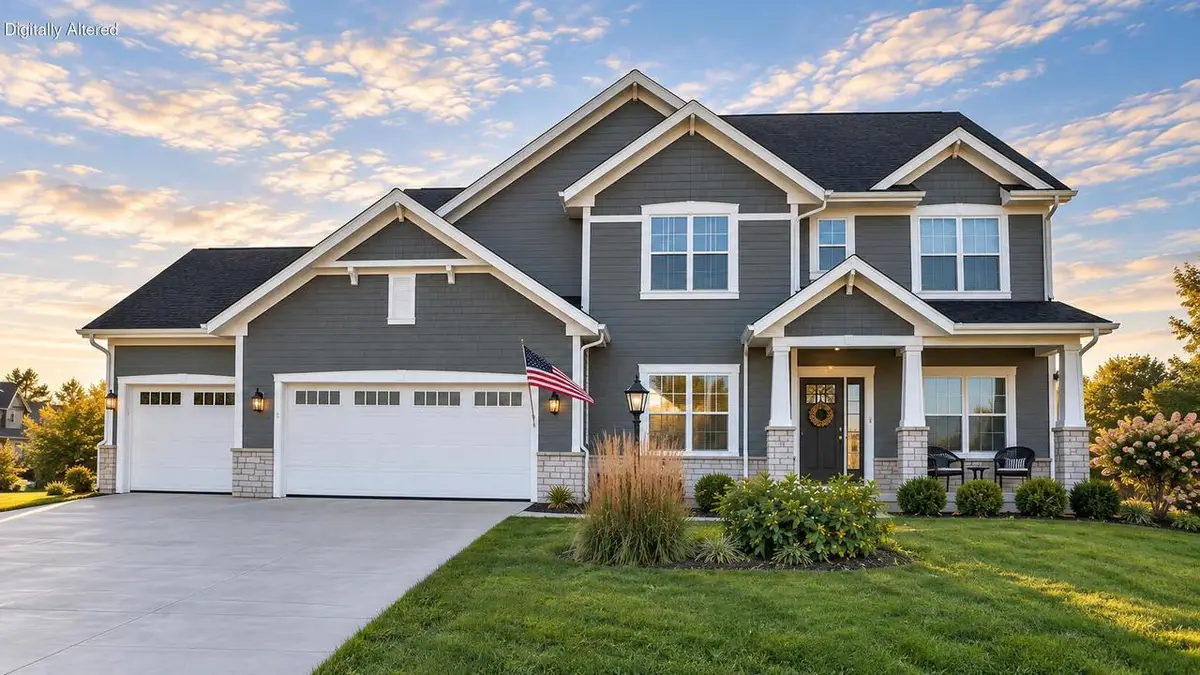 W223N4515 Boxleaf LANE, Pewaukee, WI 53072 - #1