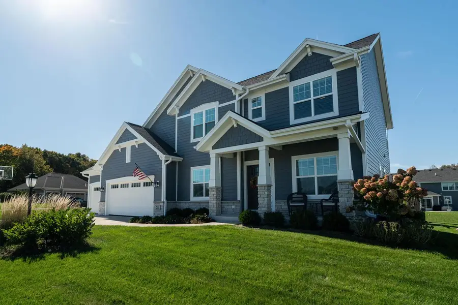 W223N4515 Boxleaf LANE, Pewaukee, WI 53072 - #2