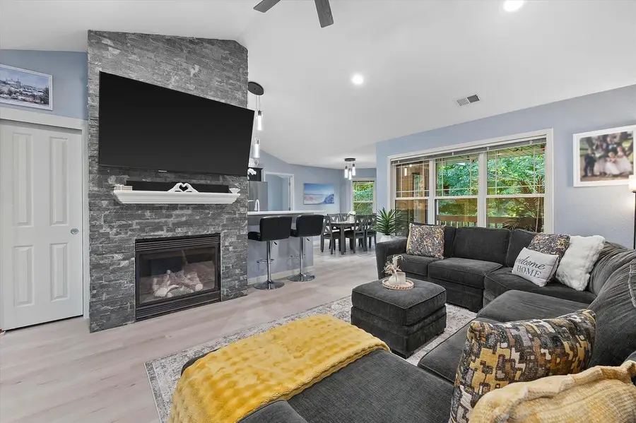 5427 W Cobblestone WAY #D, Franklin, WI 53132 - #2