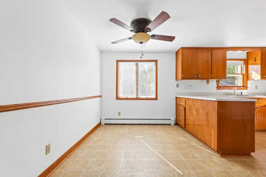823 Columbia AVENUE, South Milwaukee, WI 53172 - #3