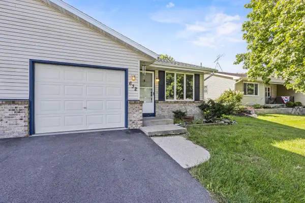 632 Holland AVENUE, Delavan, WI 53115