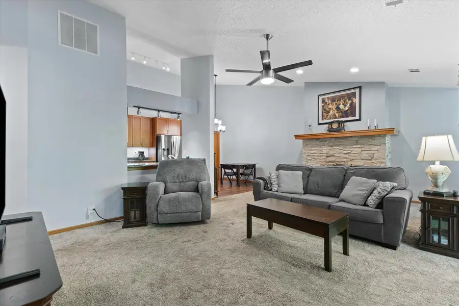 831 Quinlan DRIVE #H, Pewaukee, WI 53072 - #3