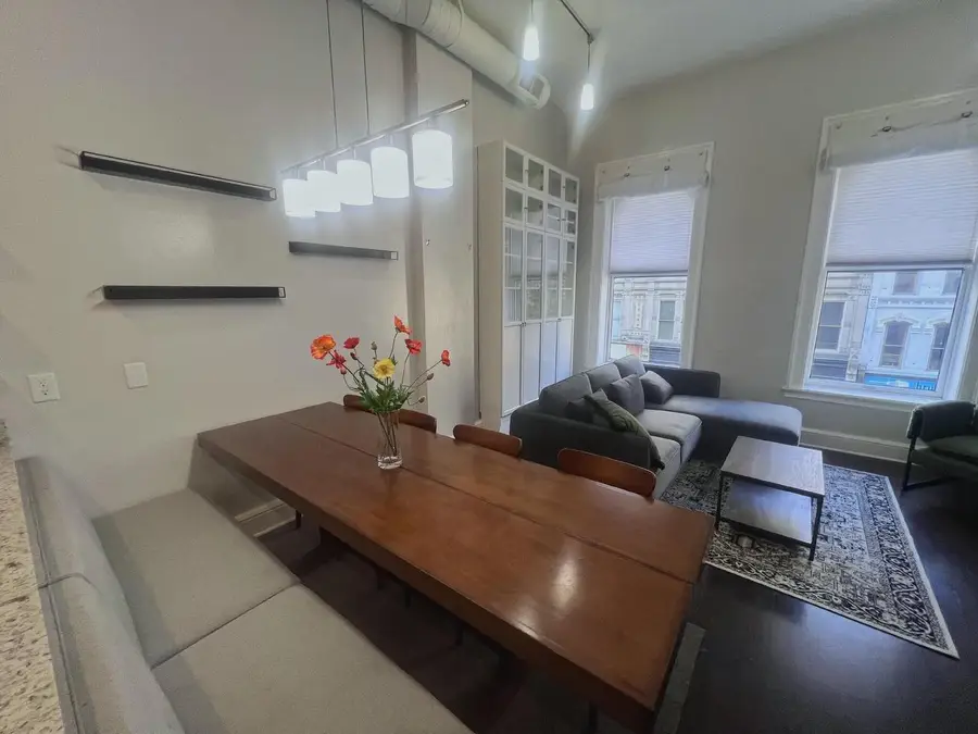 715 N Milwaukee STREET #302, Milwaukee, WI 53202 - #2