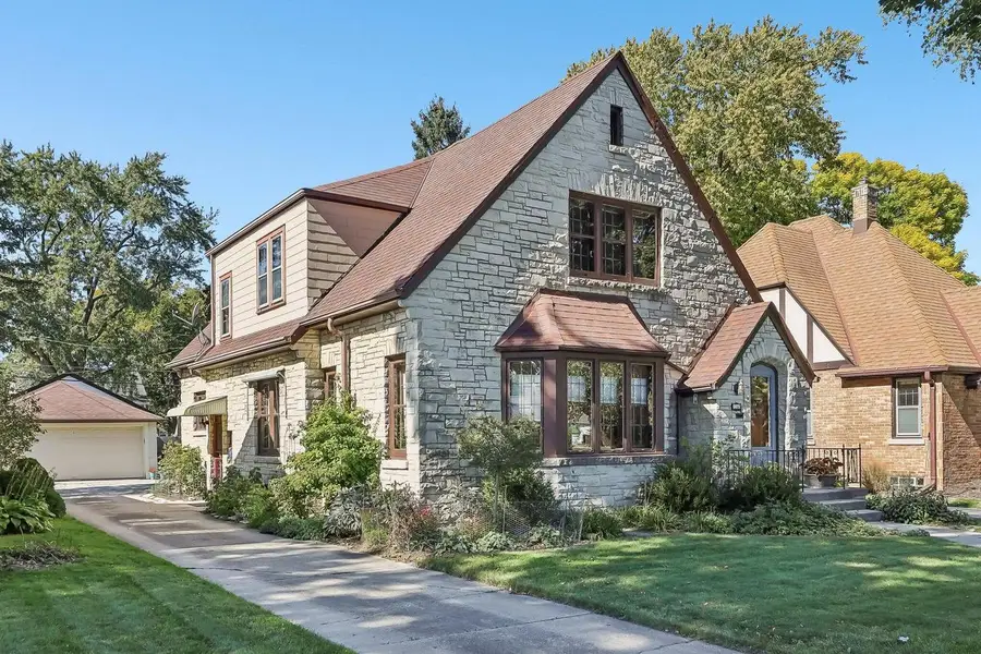 2365 N 82nd STREET, Wauwatosa, WI 53213 - #2
